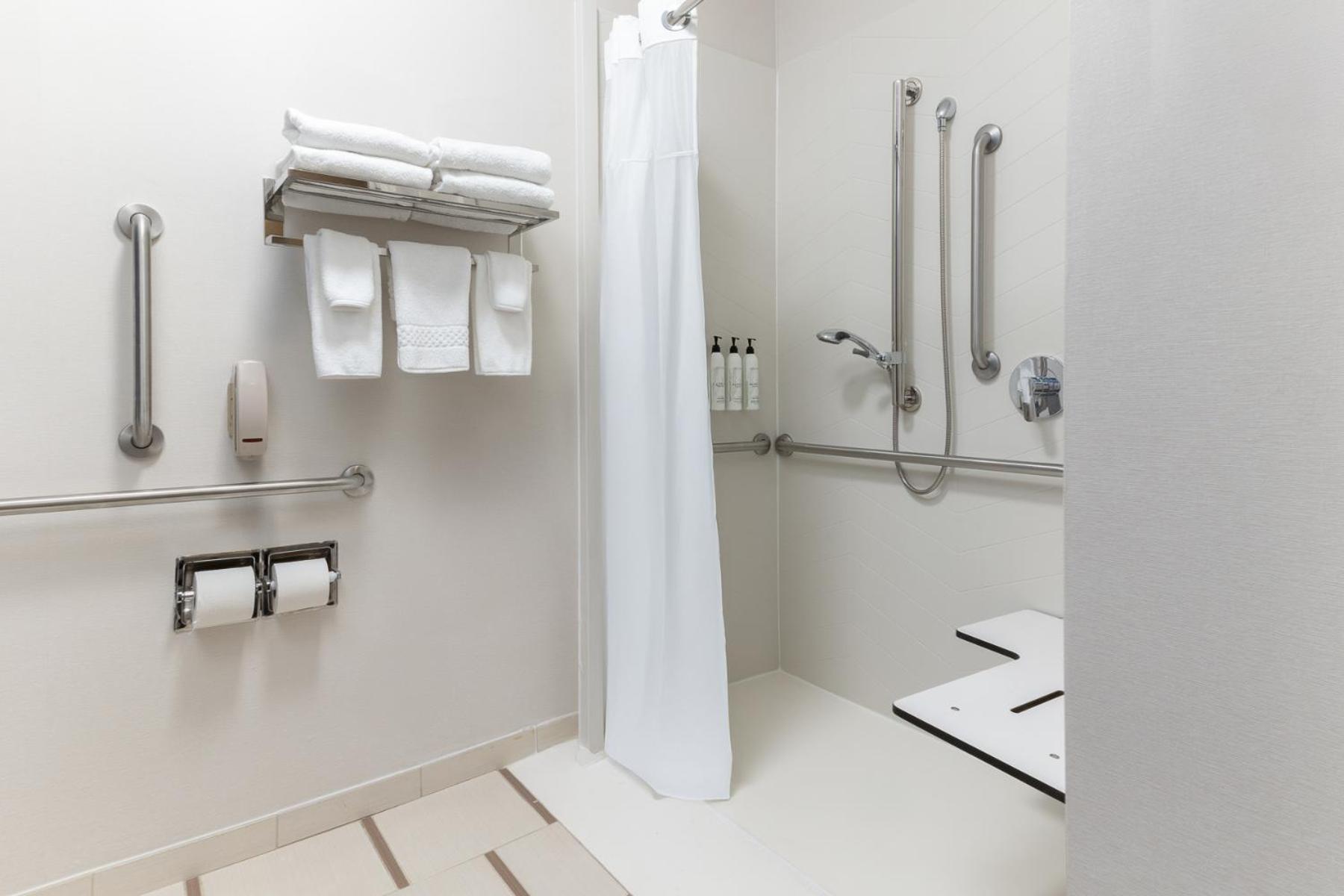 Fairfield Inn And Suites By Marriott Cincinnati Eastgate Exteriér fotografie