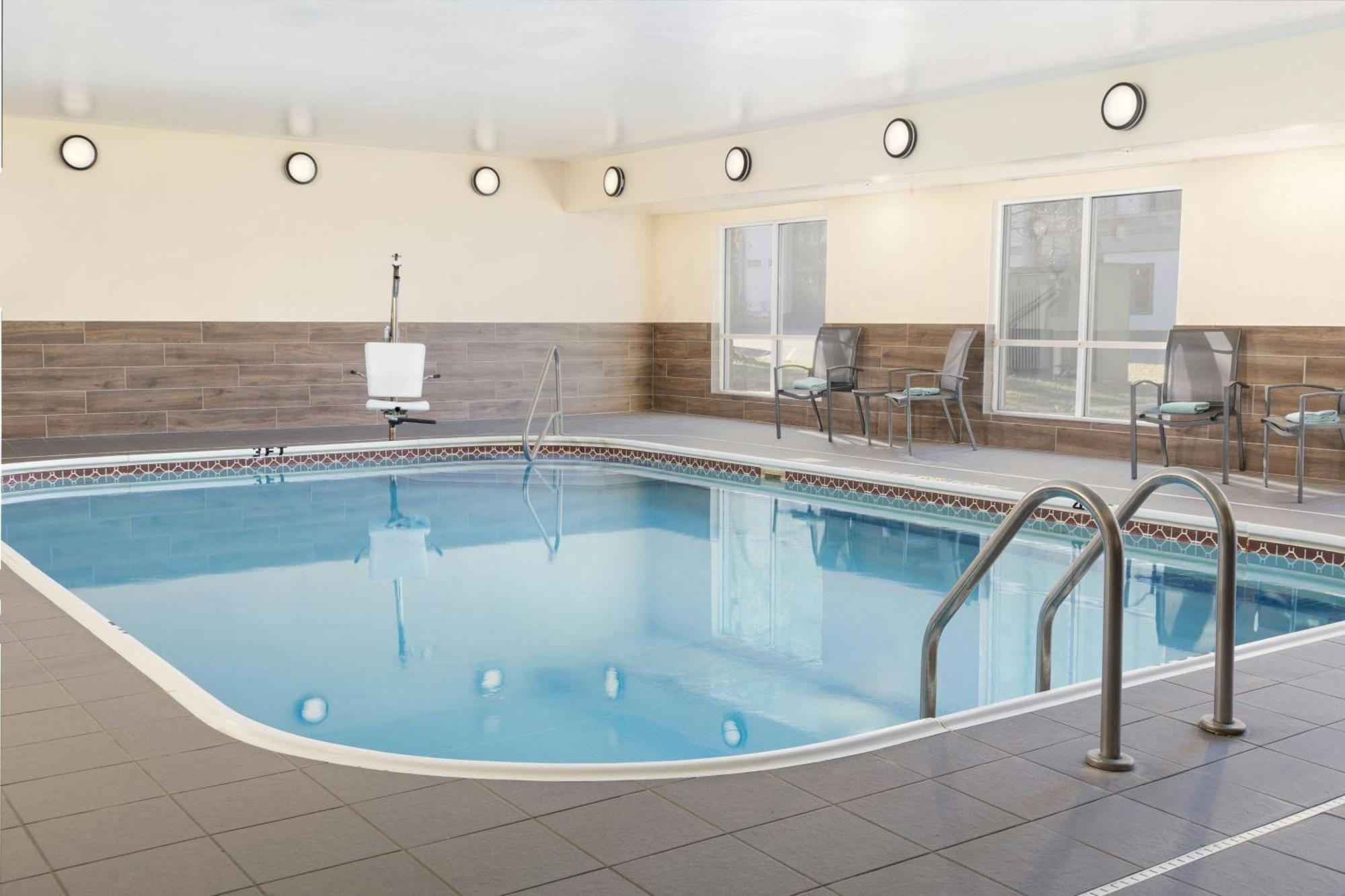 Fairfield Inn And Suites By Marriott Cincinnati Eastgate Exteriér fotografie